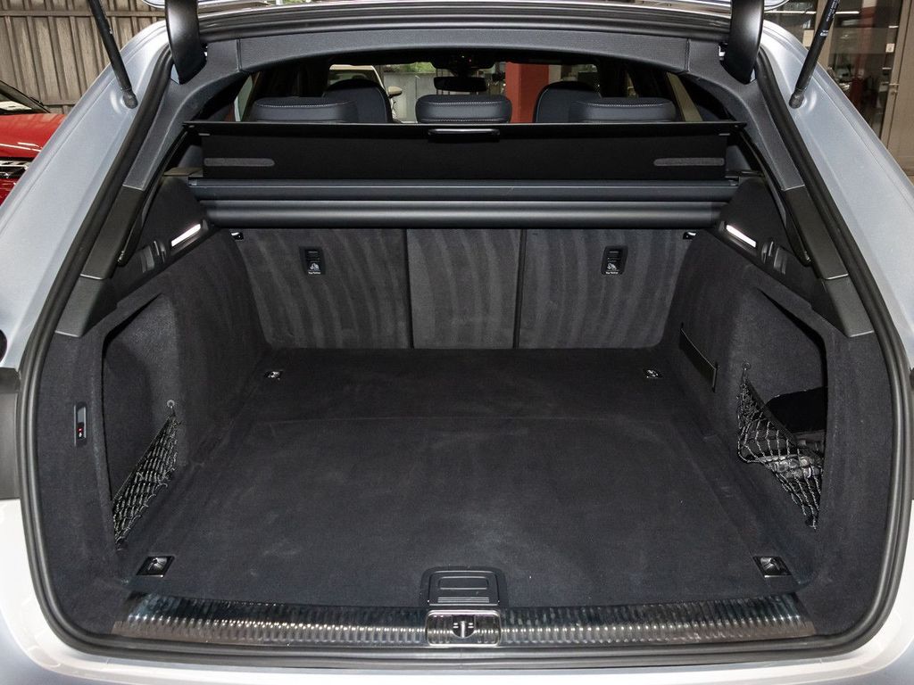 Audi A4 2024 г. Серебристый, пробег 48039 км