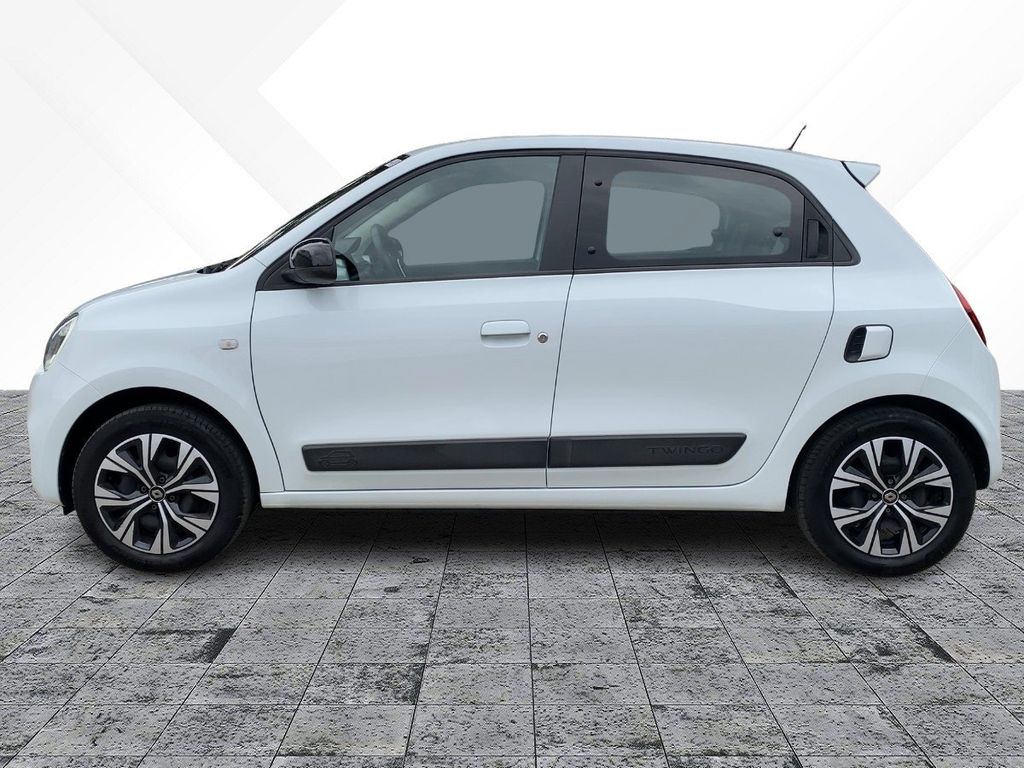 Renault Twingo 2022 г. Белый, пробег 52772 км