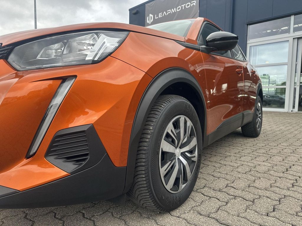 Peugeot 2008 2022 г. Оранжевый, пробег 59706 км