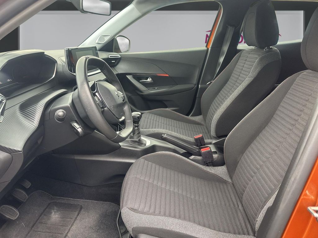 Peugeot 2008 2022 г. Оранжевый, пробег 59706 км