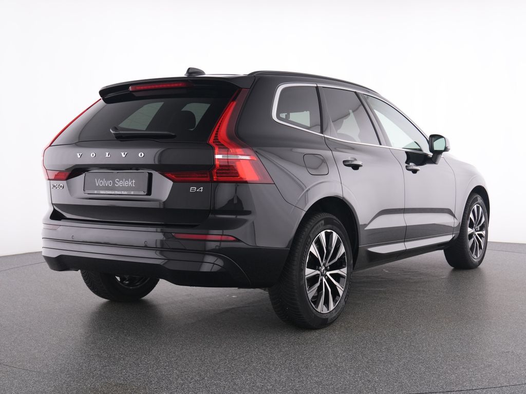 Volvo XC60 2023 г. Чёрный, пробег 41607 км
