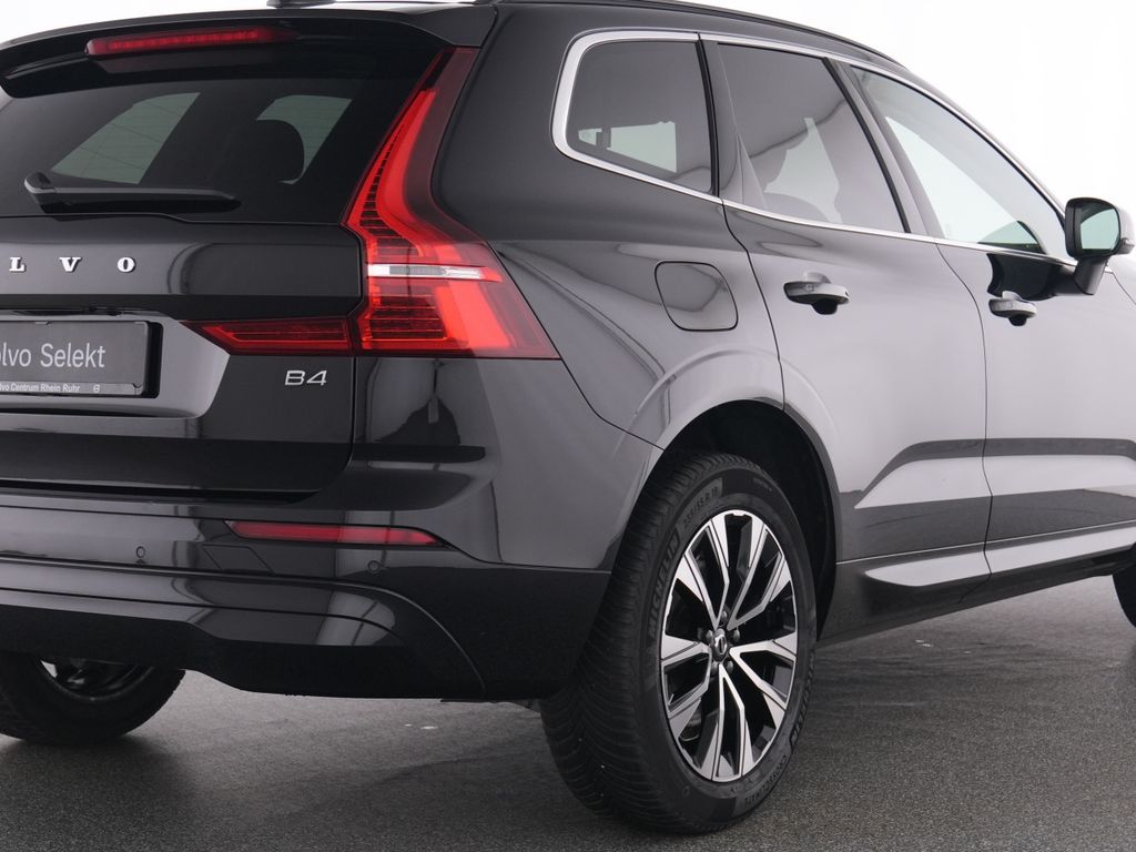 Volvo XC60 2023 г. Чёрный, пробег 41607 км