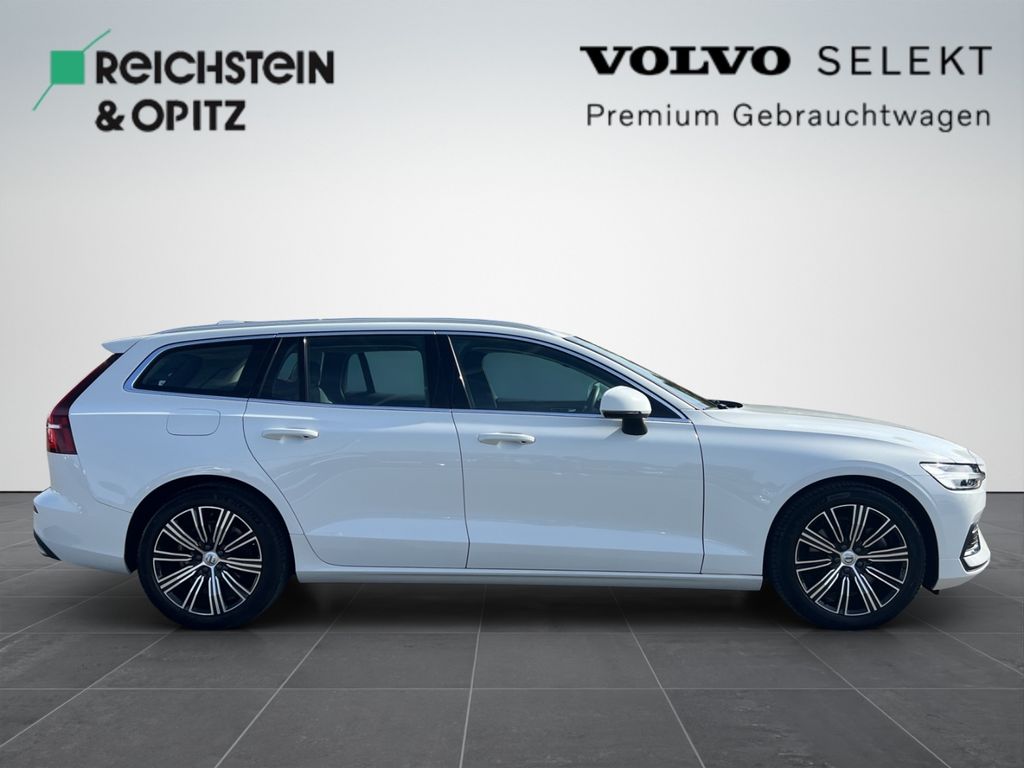 Volvo V60 2022 г. Белый, пробег 51450 км