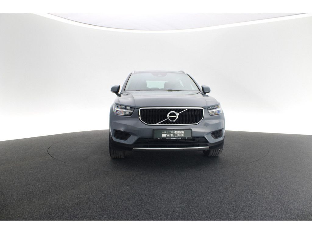 Volvo XC40 2021 г. Серый, пробег 46844 км