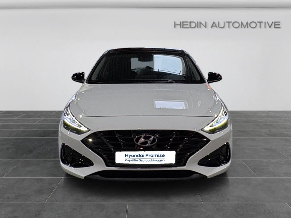 Hyundai i30 2021 г. Белый, пробег 36818 км