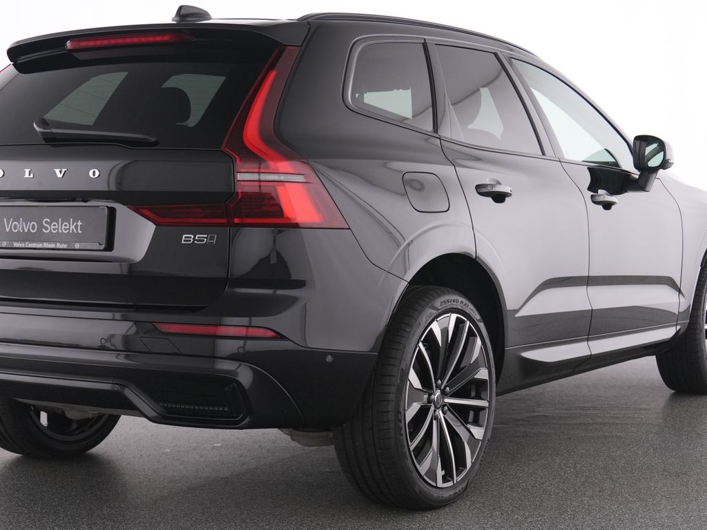 Volvo XC60 2025 г. Чёрный, пробег 30220 км