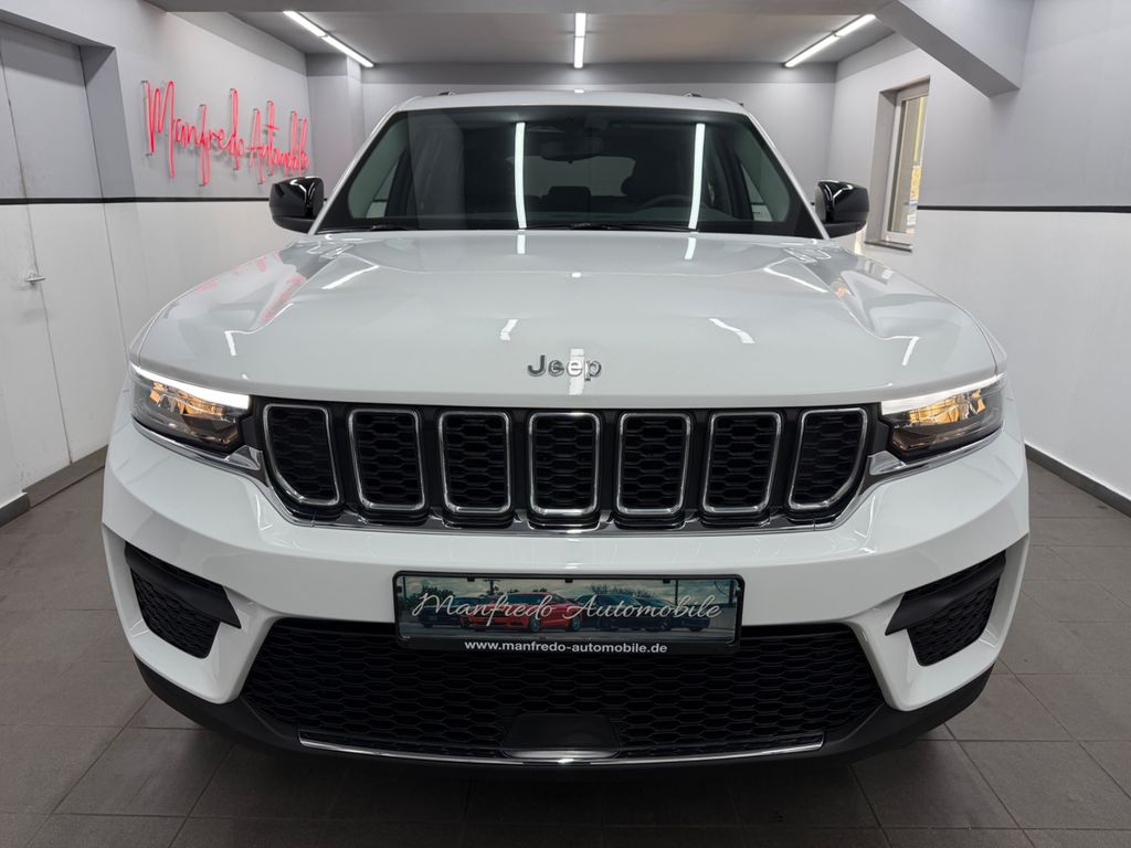 Jeep Grand Cherokee 2023 г. Белый, пробег 29785 км