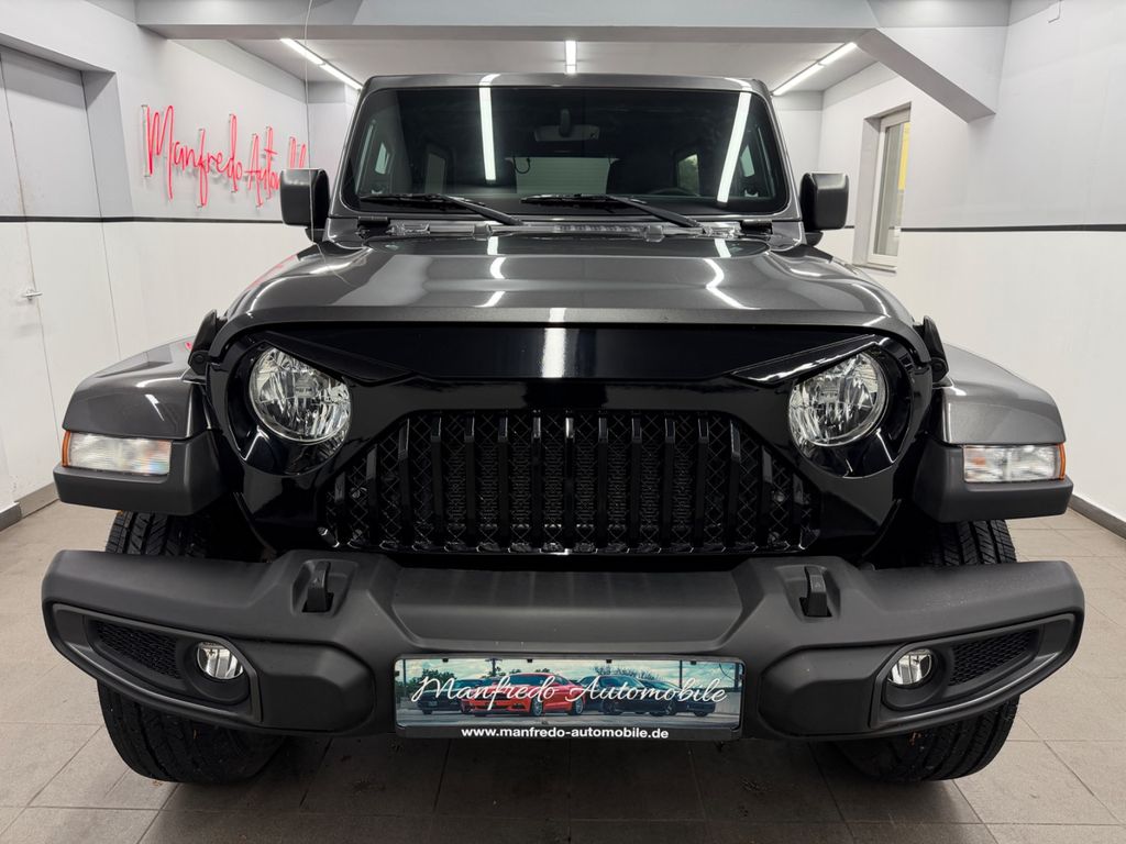 Jeep Wrangler 2023 г. Серый, пробег 47697 км