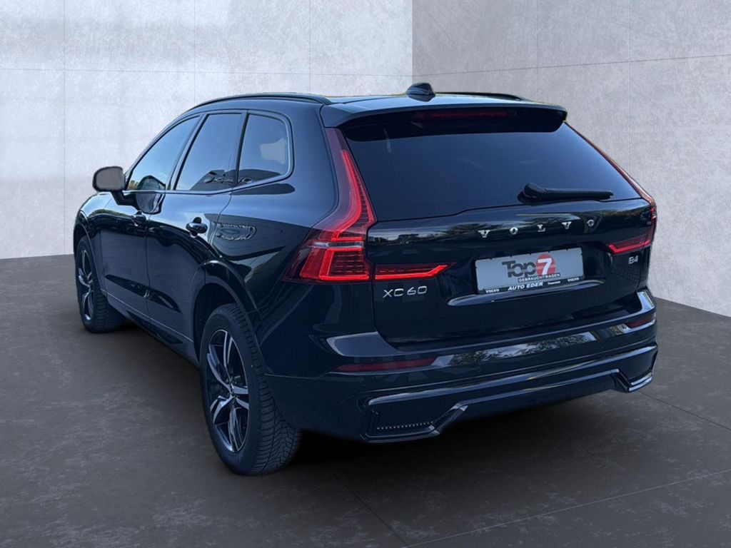 Volvo XC60 2022 г. Чёрный, пробег 55500 км