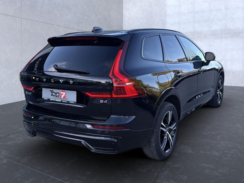 Volvo XC60 2022 г. Чёрный, пробег 55500 км