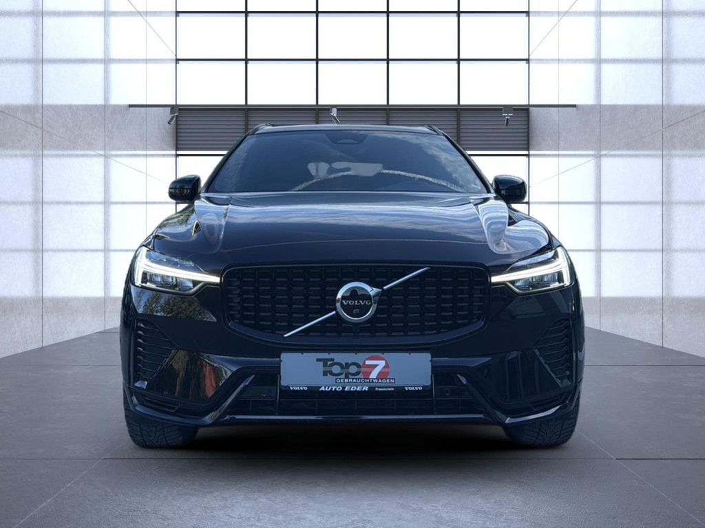 Volvo XC60 2022 г. Чёрный, пробег 55500 км