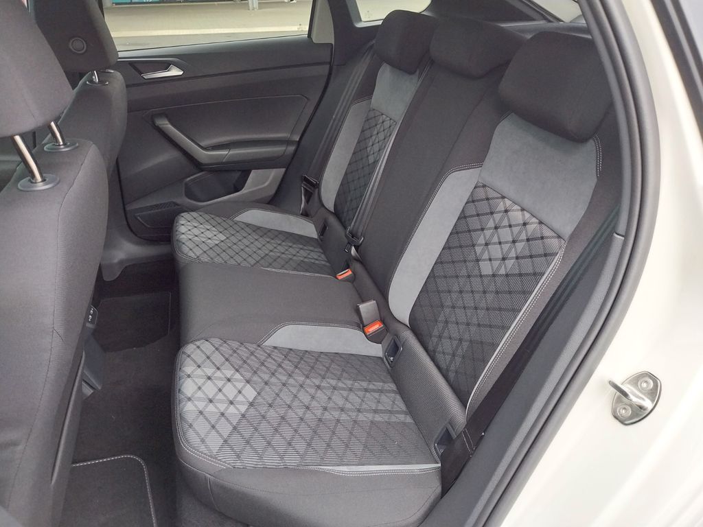 Volkswagen Taigo 2022 г. Серый, пробег 34700 км