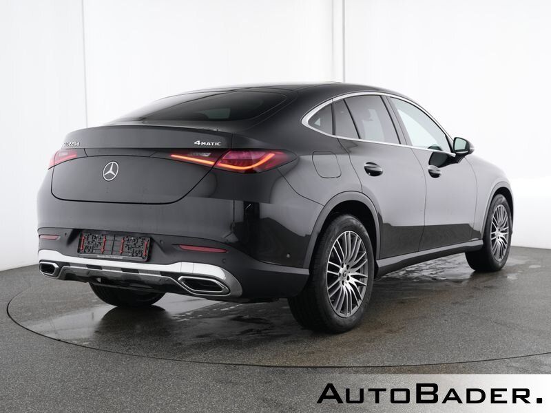 Mercedes-Benz GLC 220 2025 г. Чёрный, пробег 32850 км