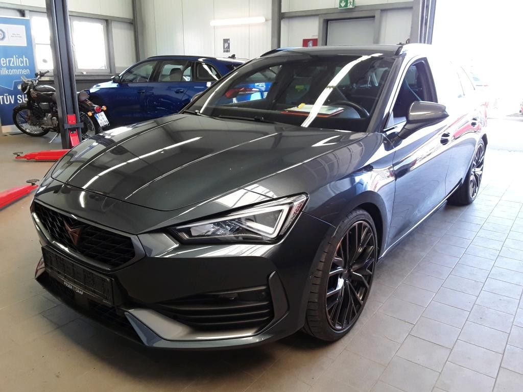 Cupra Leon 2022 г. Серый, пробег 44000 км
