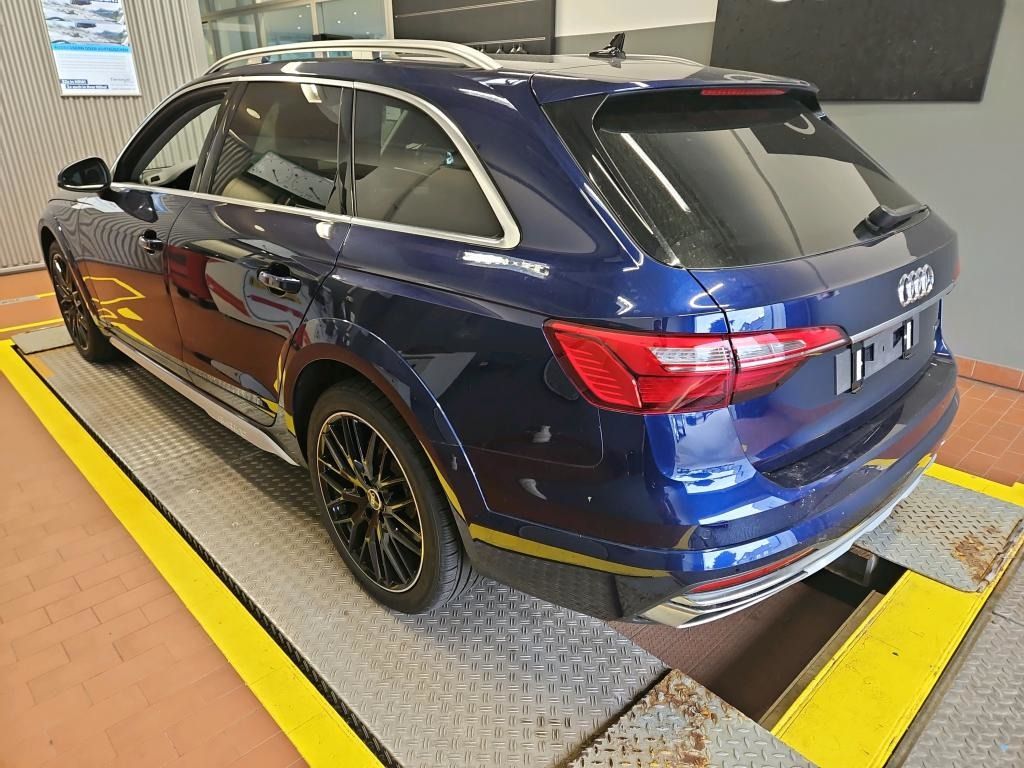Audi A4 allroad 2022 г. Синий, пробег 45217 км