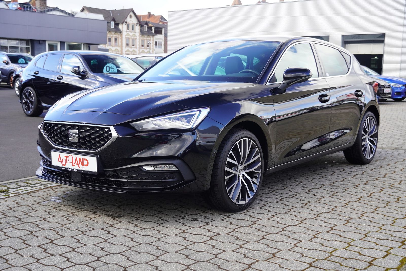SEAT Leon 2021 г. Чёрный, пробег 43118 км