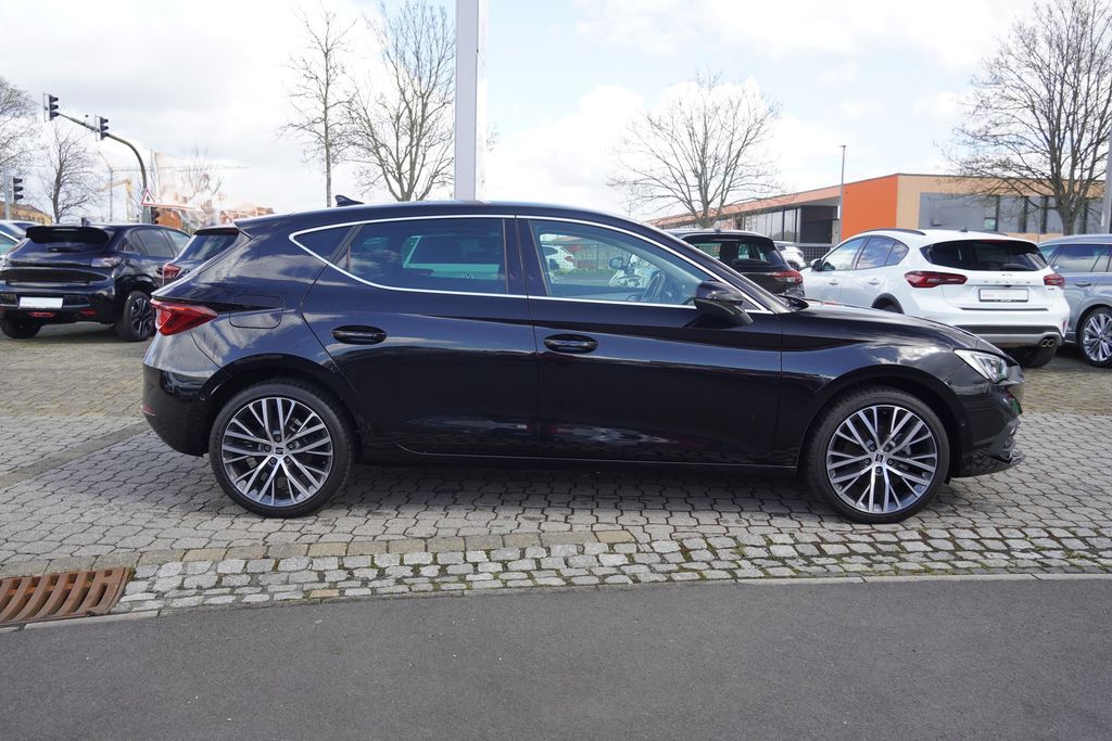 SEAT Leon 2021 г. Чёрный, пробег 43118 км