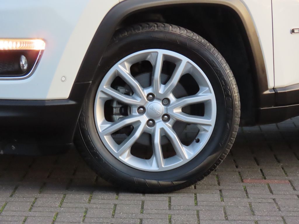 Jeep Compass 2021 г. Белый, пробег 41763 км