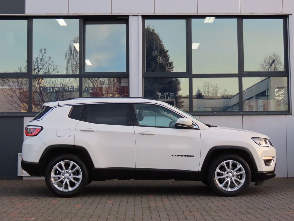 Jeep Compass 2021 г. Белый, пробег 41763 км