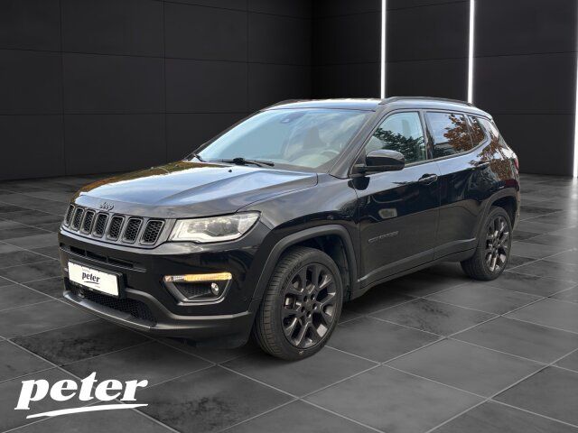 Jeep Compass 2021 г. Чёрный, пробег 25575 км