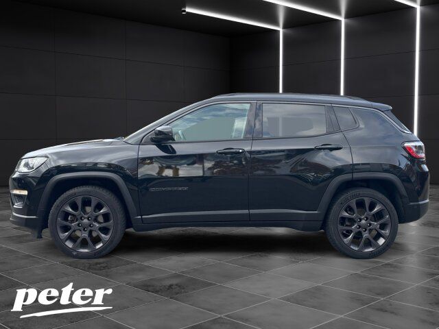 Jeep Compass 2021 г. Чёрный, пробег 25575 км