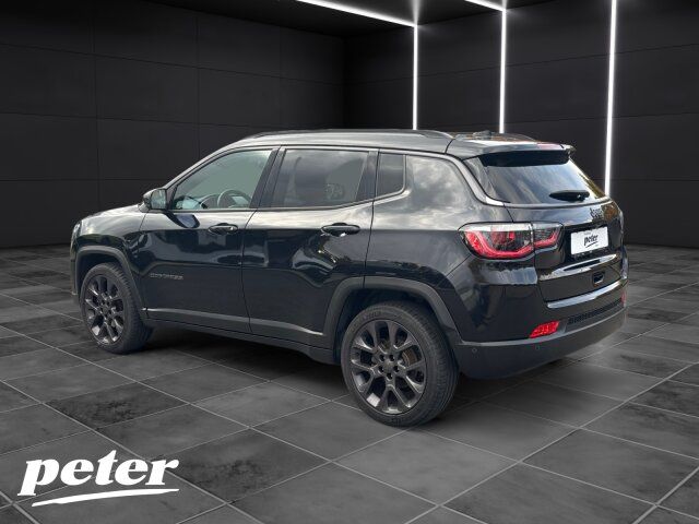 Jeep Compass 2021 г. Чёрный, пробег 25575 км