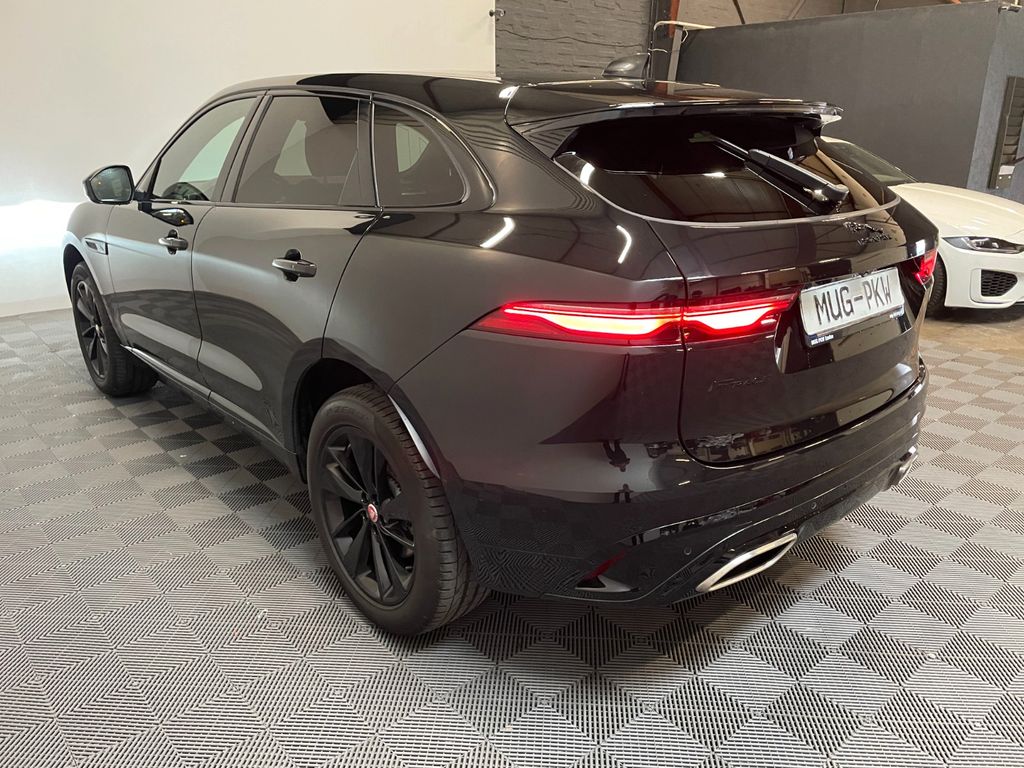 Jaguar F-Pace 2023 г. Чёрный, пробег 58000 км