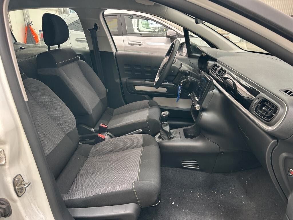 Citroen C3 2021 г. Белый, пробег 20000 км