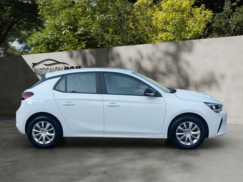 Opel Corsa 2021 г. Белый, пробег 31450 км