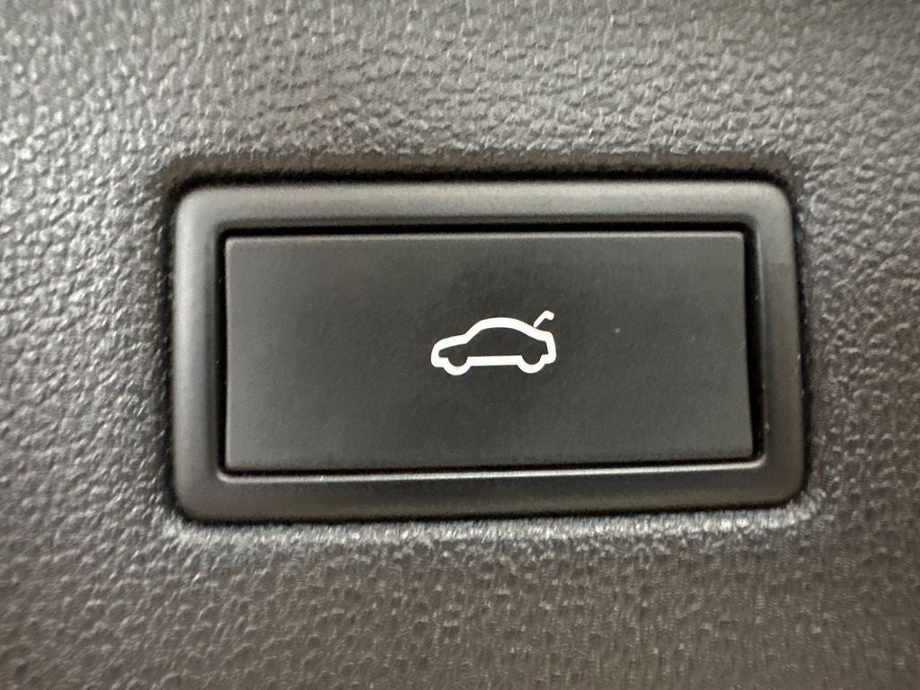 SEAT Tarraco 2023 г. Чёрный, пробег 58750 км