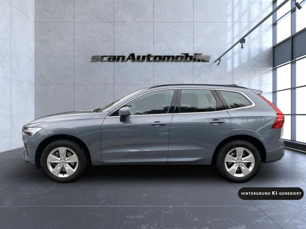 Volvo XC60 2022 г. Серый, пробег 33690 км
