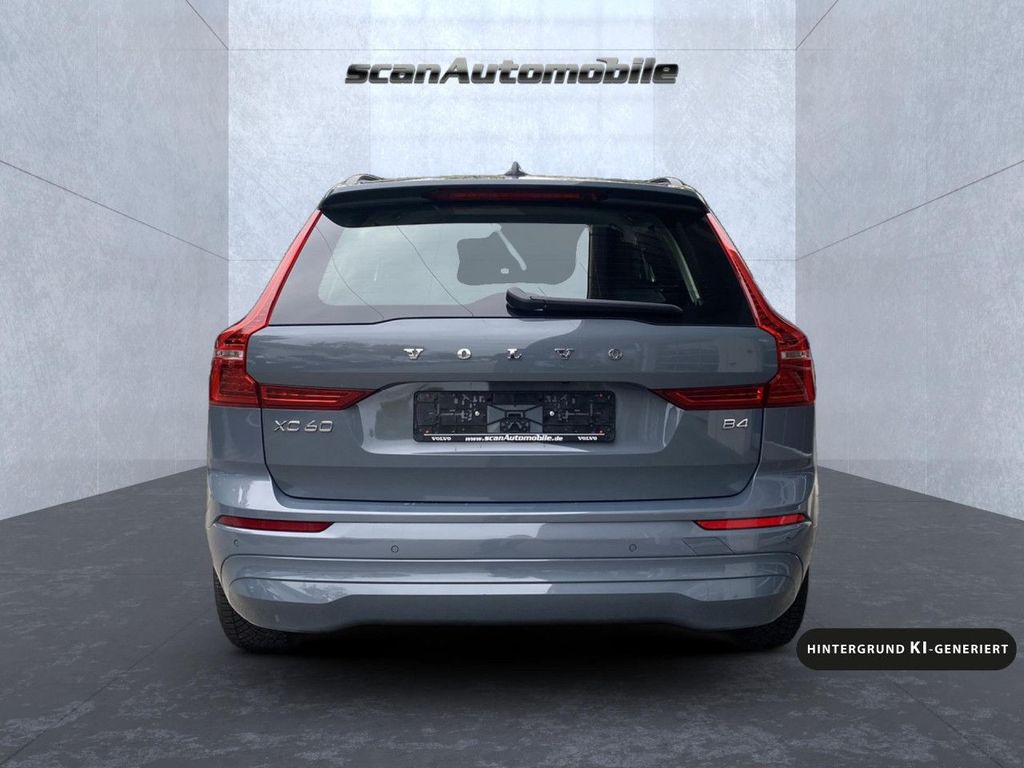 Volvo XC60 2022 г. Серый, пробег 33690 км