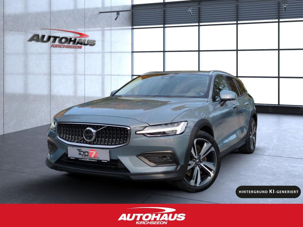 Volvo V60 Cross Country 2024 г. Серый, пробег 41600 км