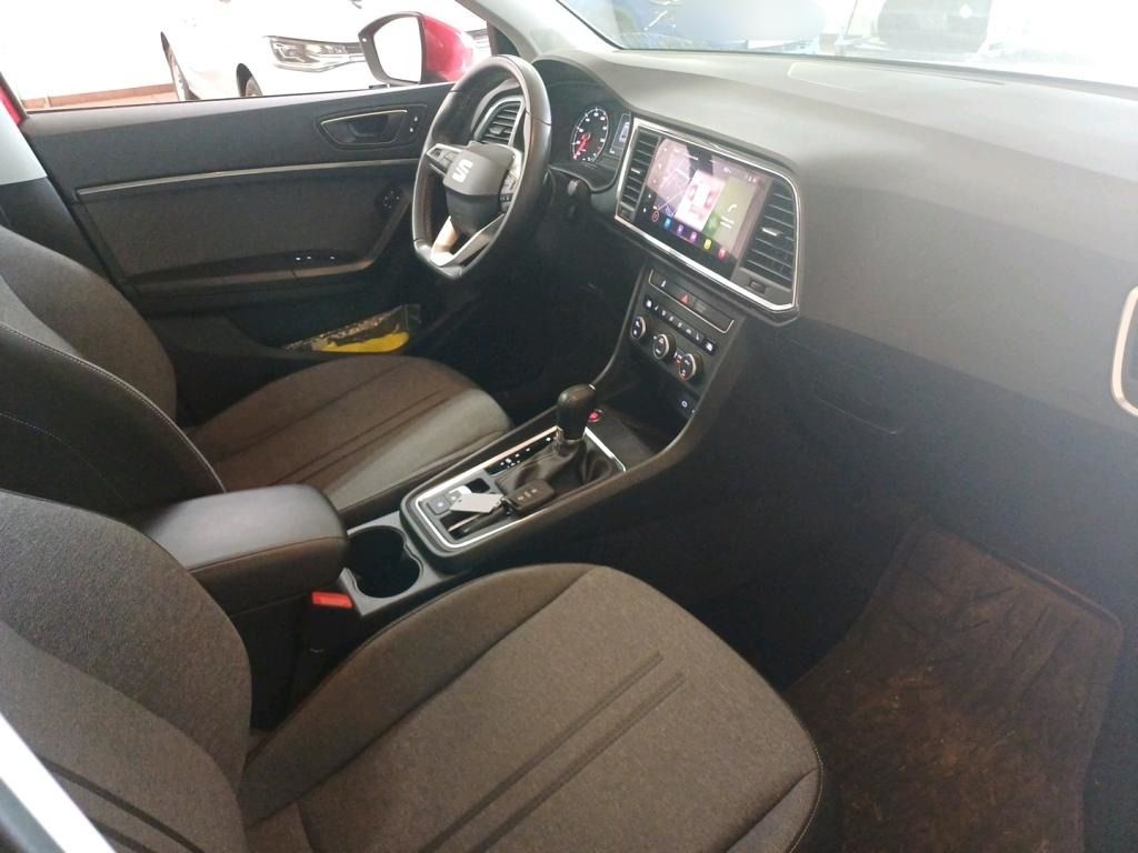 SEAT Ateca 2022 г. Красный, пробег 51924 км