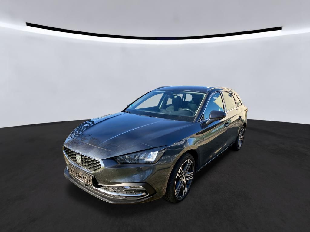SEAT Leon 2023 г. Серый, пробег 57990 км