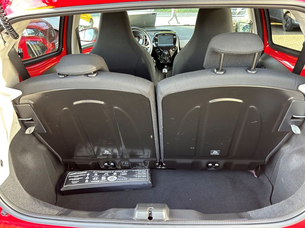 Peugeot 108 2021 г. Красный, пробег 52900 км