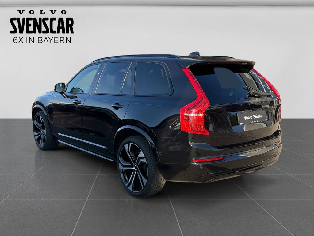 Volvo XC90 2023 г. Чёрный, пробег 51400 км