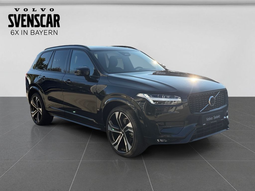 Volvo XC90 2023 г. Чёрный, пробег 51400 км
