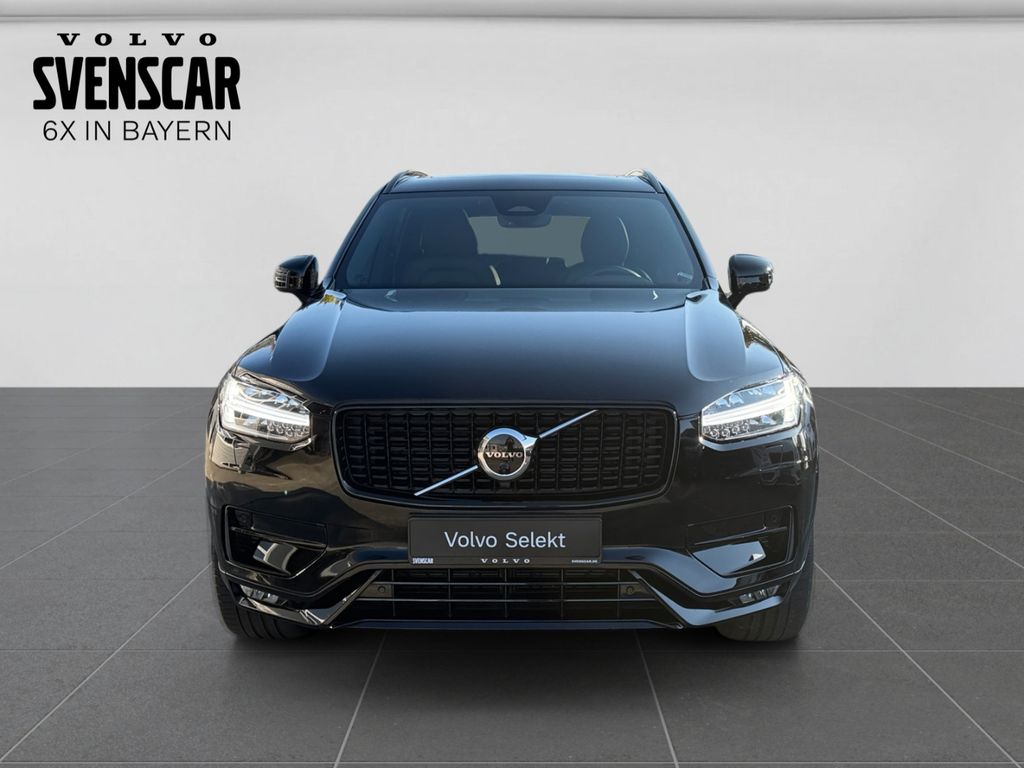 Volvo XC90 2023 г. Чёрный, пробег 51400 км