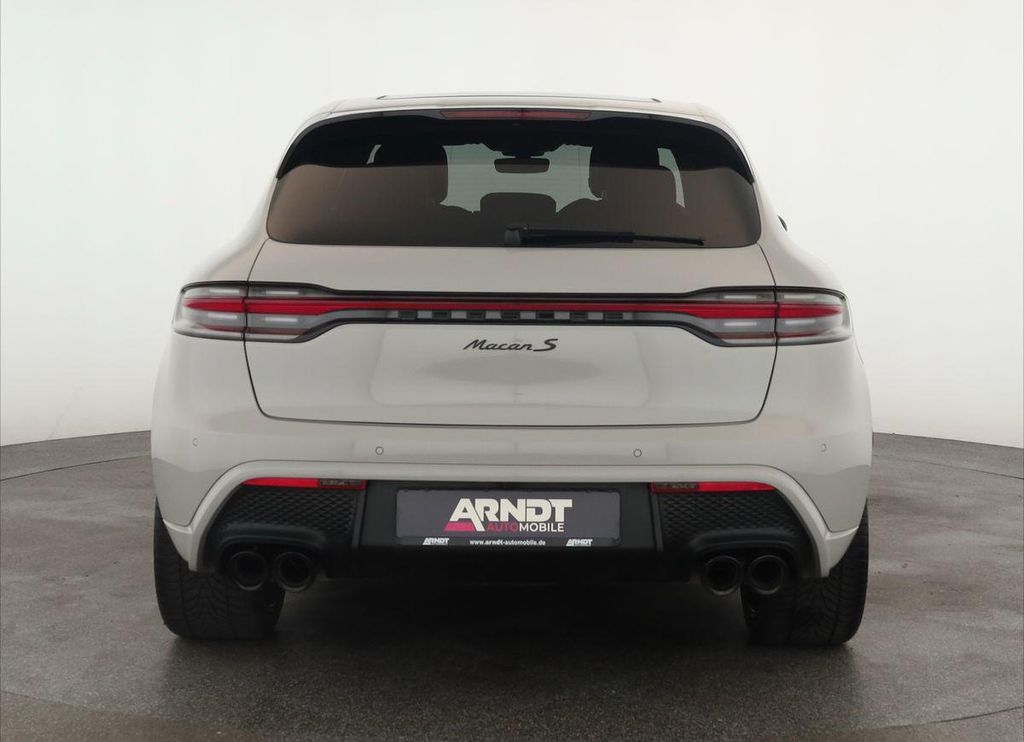Porsche Macan 2023 г. Серый, пробег 43400 км