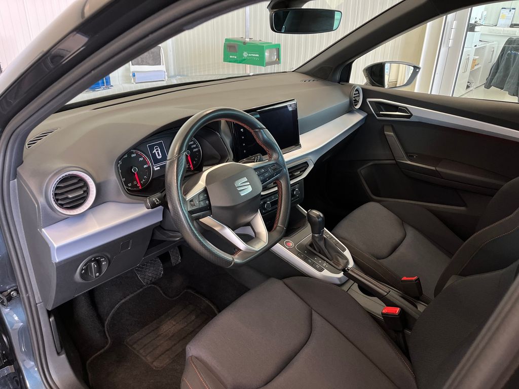 SEAT Arona 2022 г. Серый, пробег 55942 км