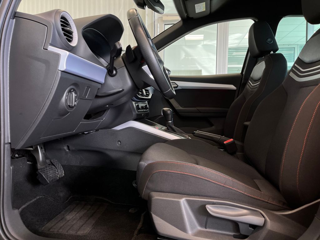 SEAT Arona 2022 г. Серый, пробег 55942 км