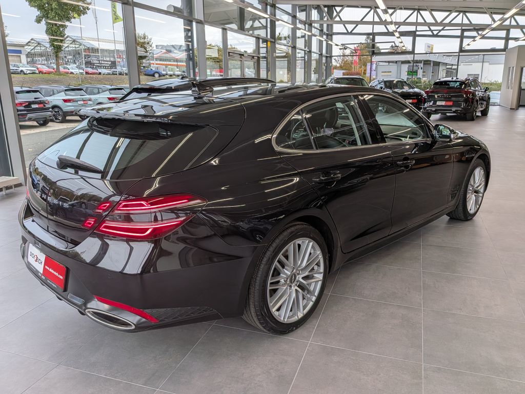 Genesis G70 2023 г. Чёрный, пробег 45482 км
