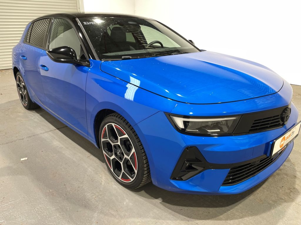 Opel Astra 2022 г. Синий, пробег 54000 км