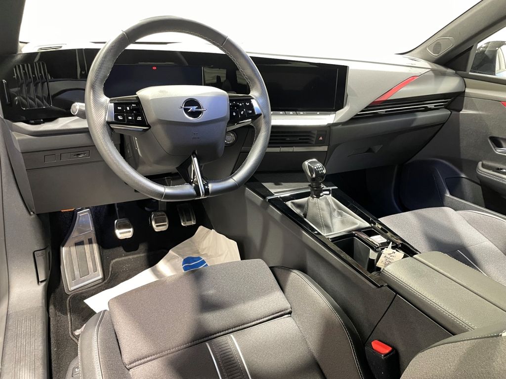 Opel Astra 2022 г. Синий, пробег 54000 км