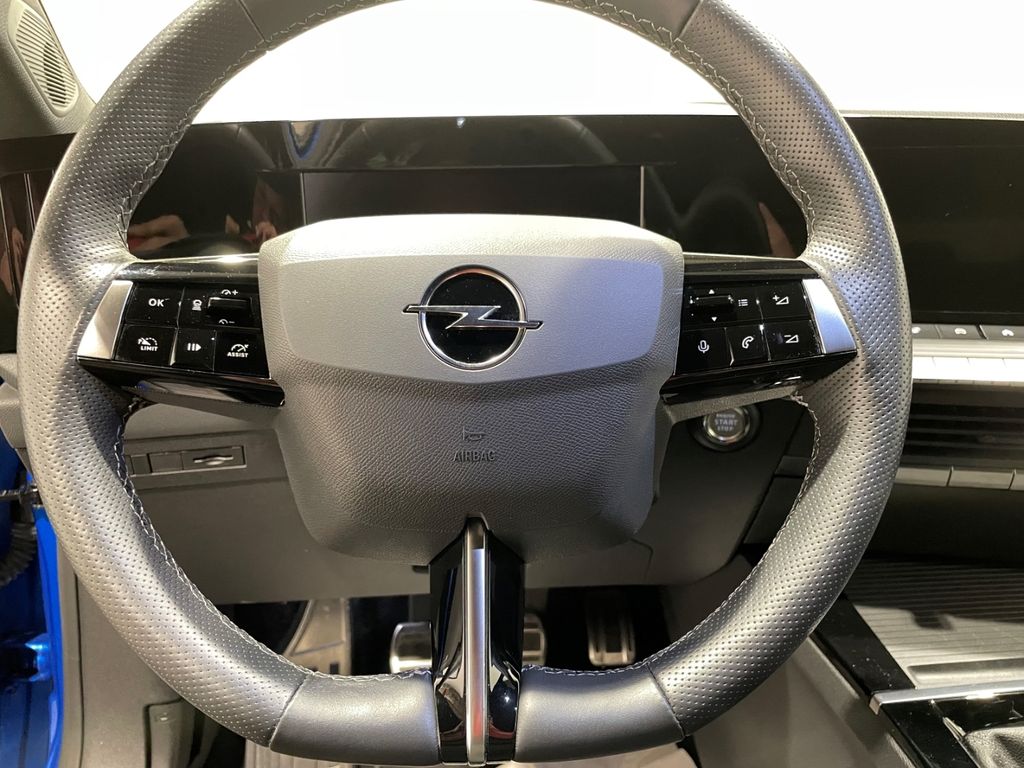 Opel Astra 2022 г. Синий, пробег 54000 км