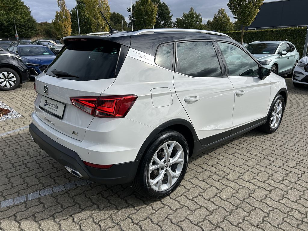 SEAT Arona 2022 г. Белый, пробег 50140 км