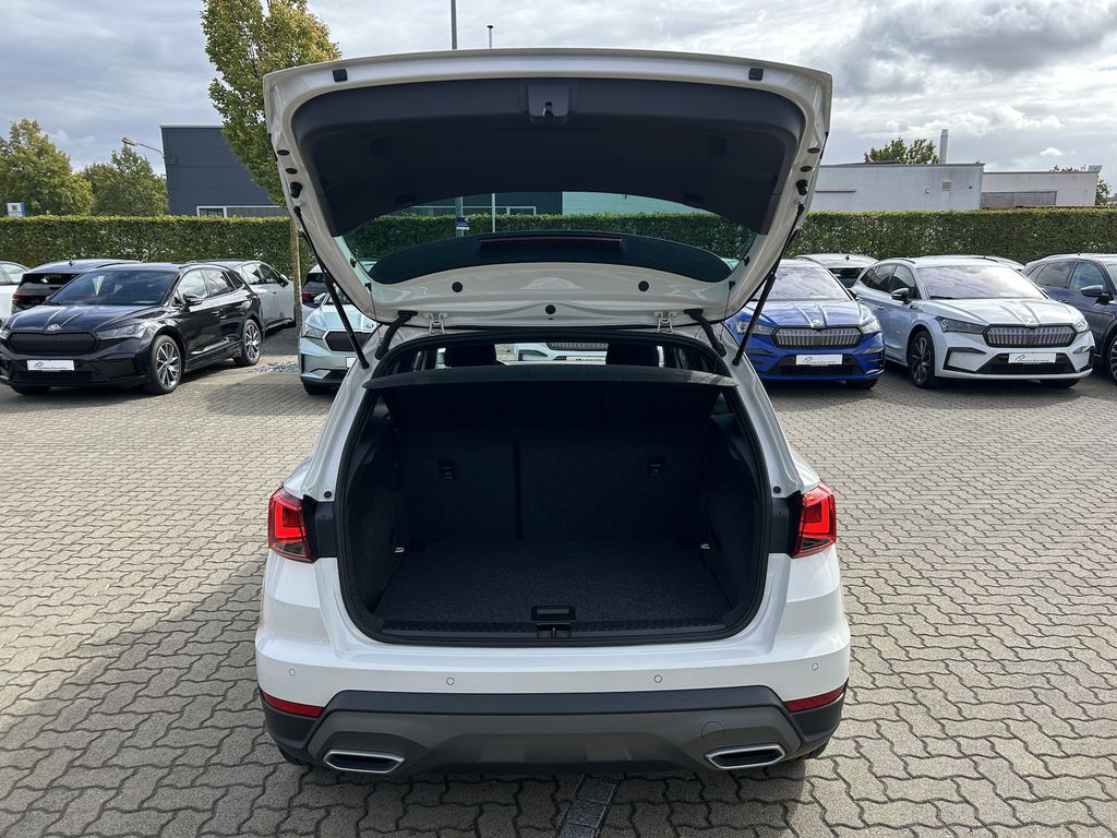 SEAT Arona 2022 г. Белый, пробег 50140 км