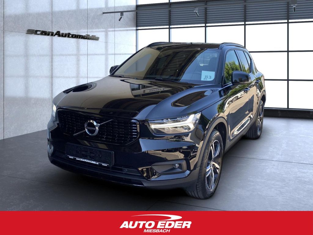 Volvo XC40 2022 г. Чёрный, пробег 40350 км