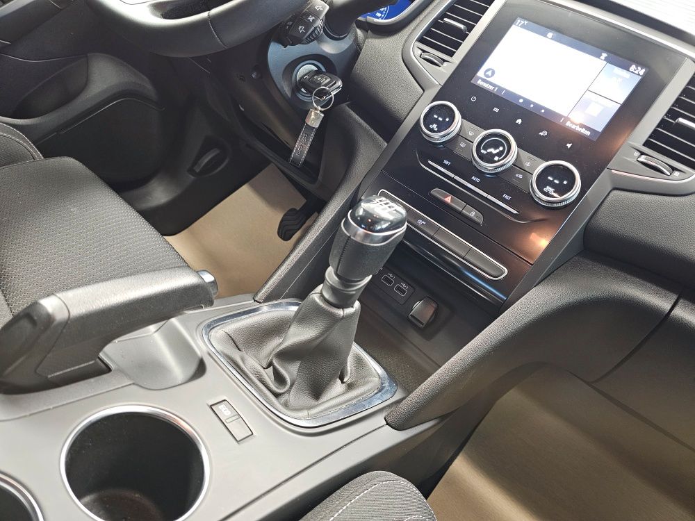 Renault Megane 2021 г. Серый, пробег 29332 км